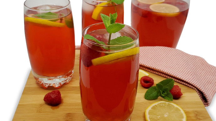 Berry Fruity Iced Tea Lemonade